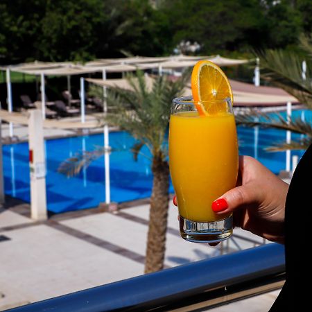 Готель Crowne Plaza Sohar By Ihg Екстер'єр фото