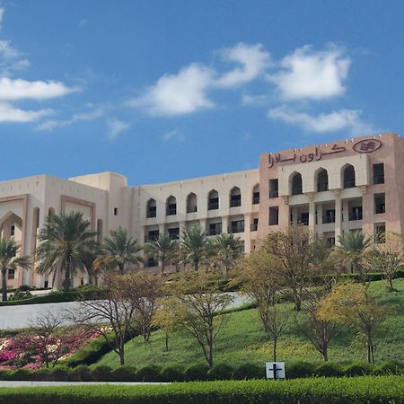 Готель Crowne Plaza Sohar By Ihg Екстер'єр фото