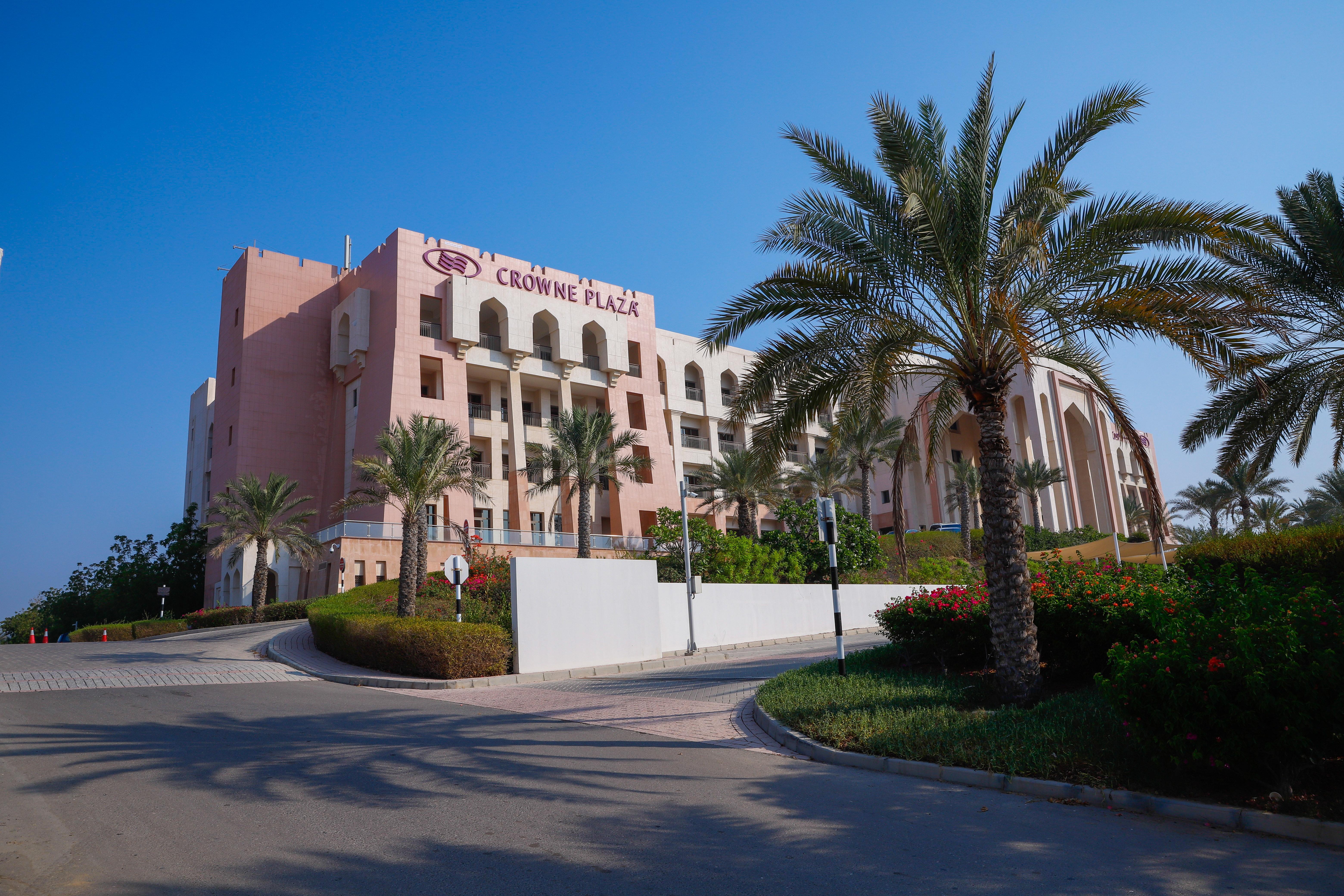 Готель Crowne Plaza Sohar By Ihg Екстер'єр фото