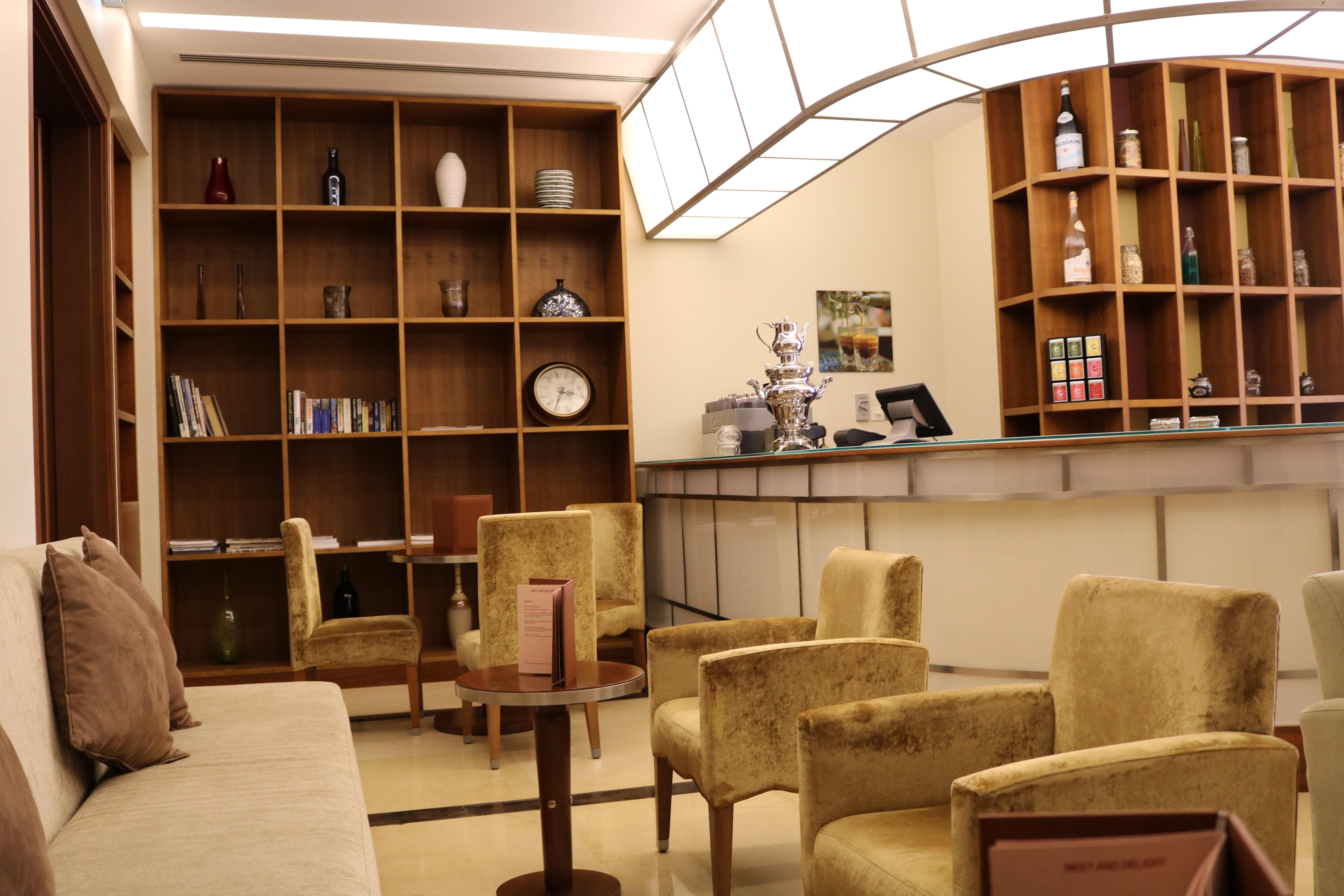 Готель Crowne Plaza Sohar By Ihg Екстер'єр фото