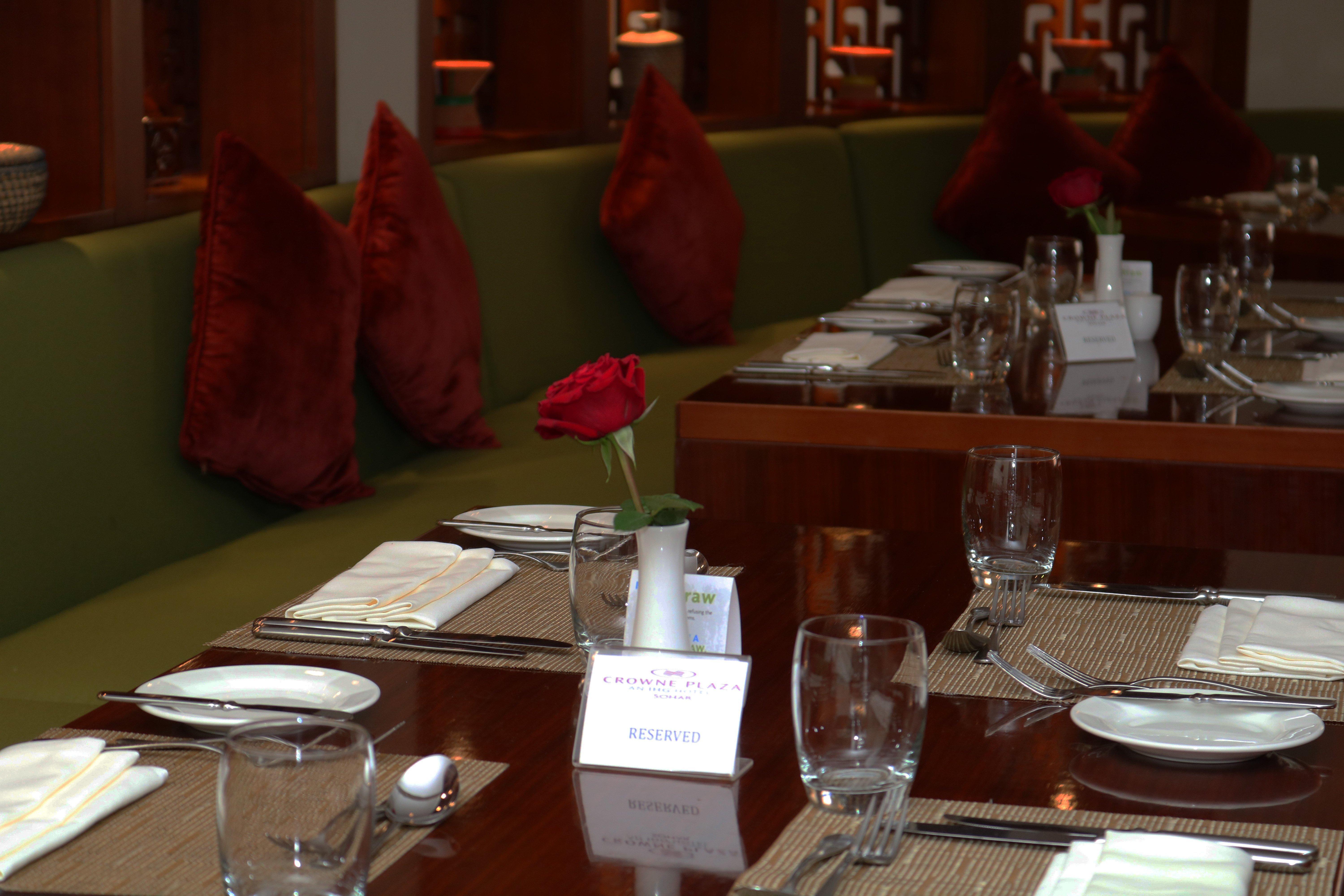 Готель Crowne Plaza Sohar By Ihg Екстер'єр фото